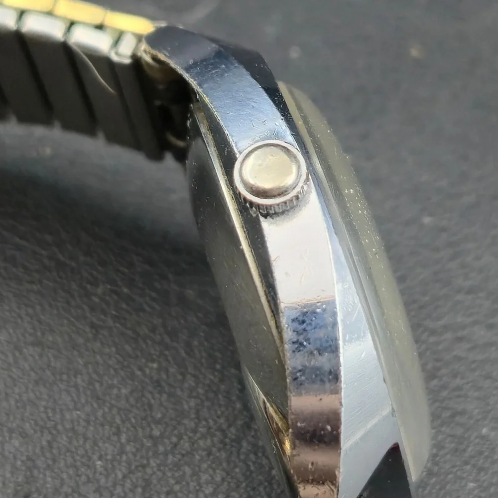 Vintage‎ Timex Electric Mickey Mouse Watch Disney Productions Expansion Band